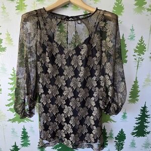 Elegant Laundry Black and Gold Lace Dress7